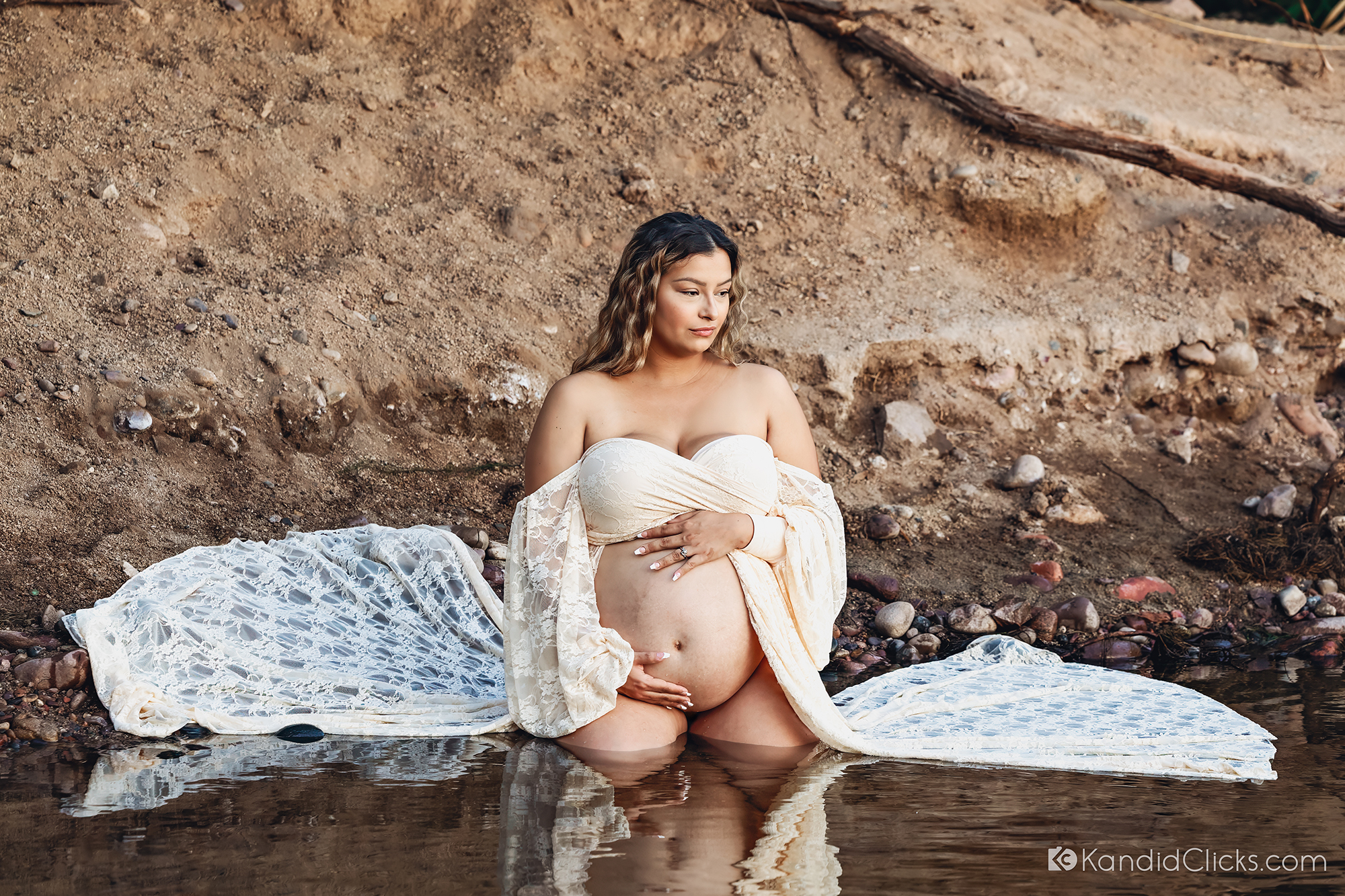 arizona maternity photography outdoor lace gown pregnancy photo session